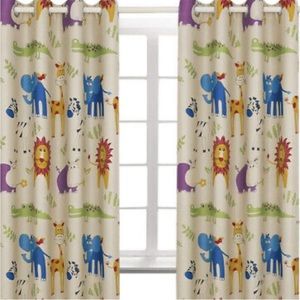 Zoo AnimalsBlack out Curtains 🦒  🐘  🦁 Baby Toddler Curtains NWOT